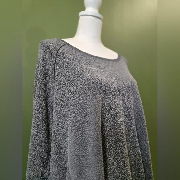 Aerie Just Add Leggings Gray Knit Sweater With Pockets - Picture 7 of 8